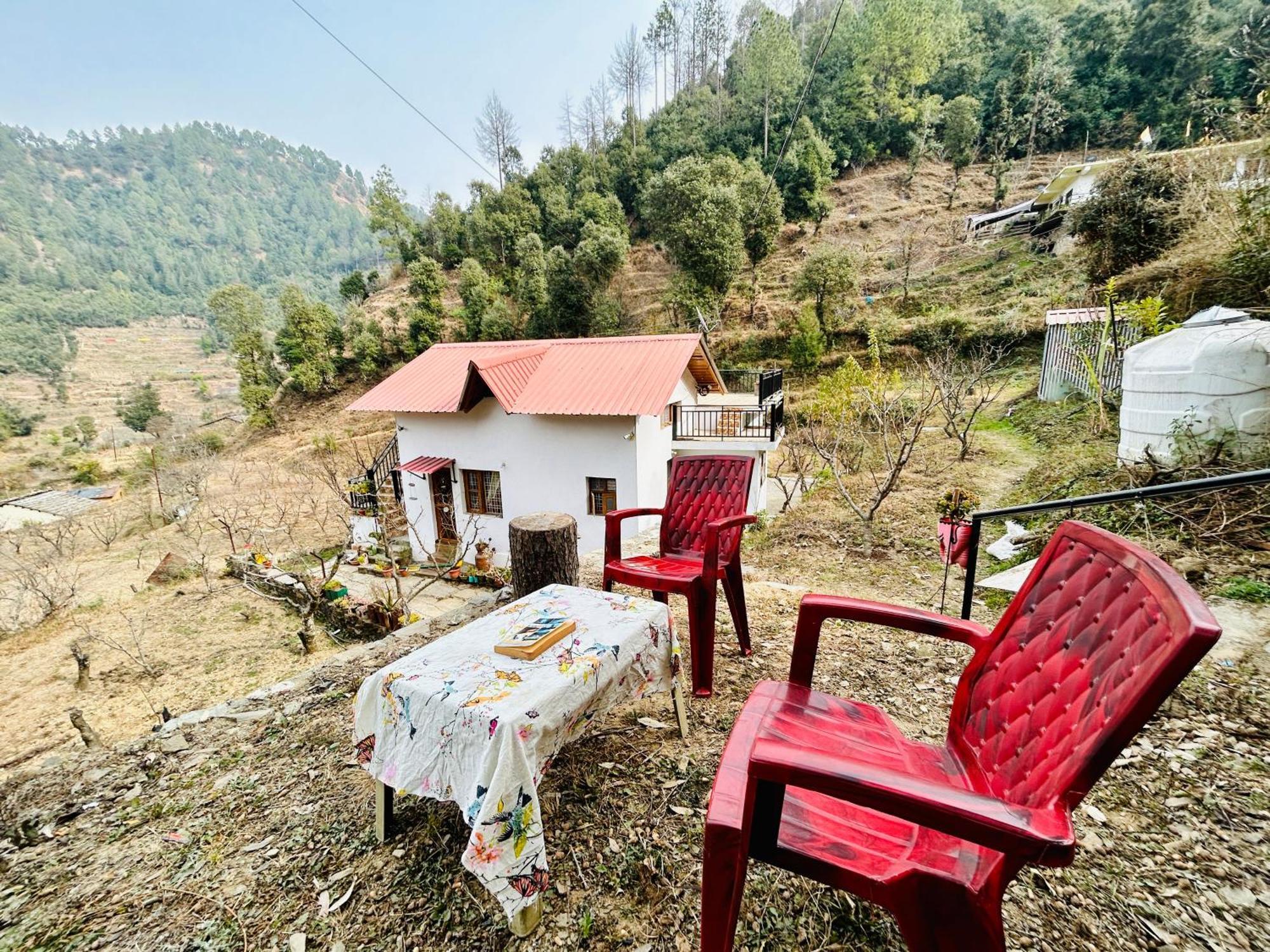 Love'S Farm, Cottage In Ramgarh Esterno foto