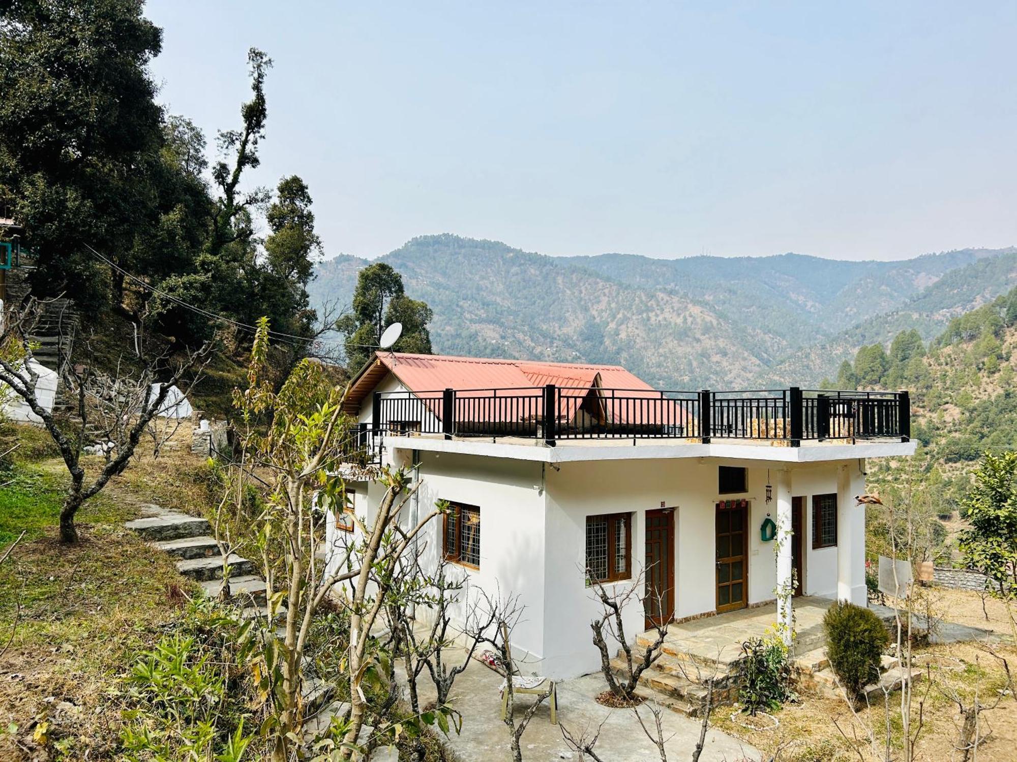 Love'S Farm, Cottage In Ramgarh Esterno foto